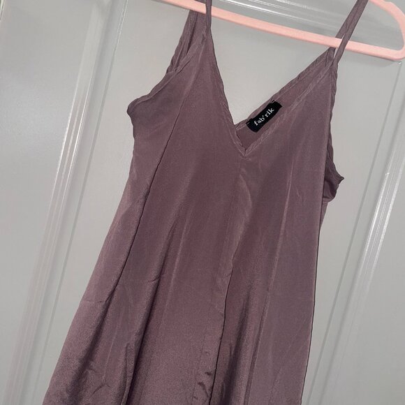 Fab'rik Casual Strappy V Neck Mauve Maxi Flowy Dress Size M Love Stitch Style - Picture 7 of 8